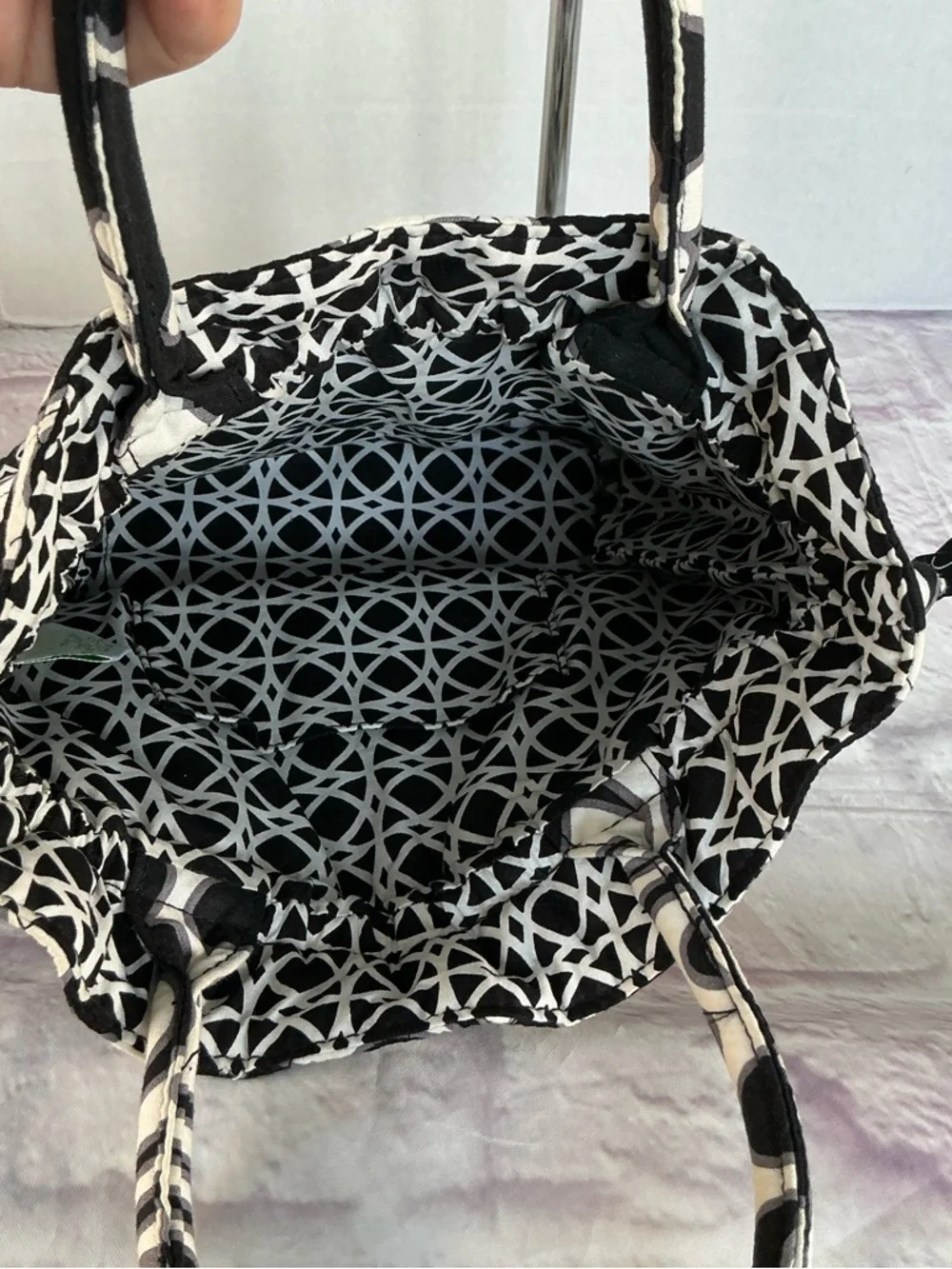 VERA BRADLEY Night & Day Draw String Satchel Black & White Floral Quilted Purse